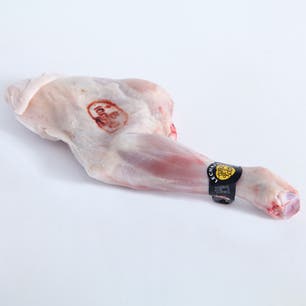 Spanish Suckling Lamb Shoulder HERMANOS MASA -1